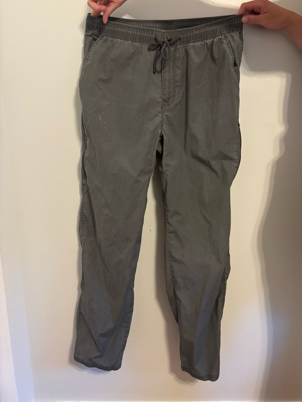Jetty Men's Gray Ripstop Jogger Pants